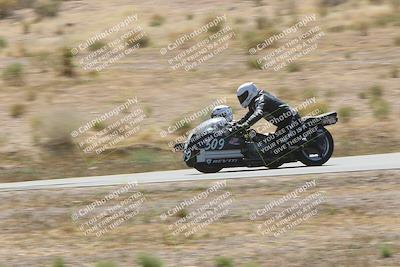 media/Apr-20-2025-AHRMA (Sun) [[393a79c373]]/Race/Group 9/Turn 4b/